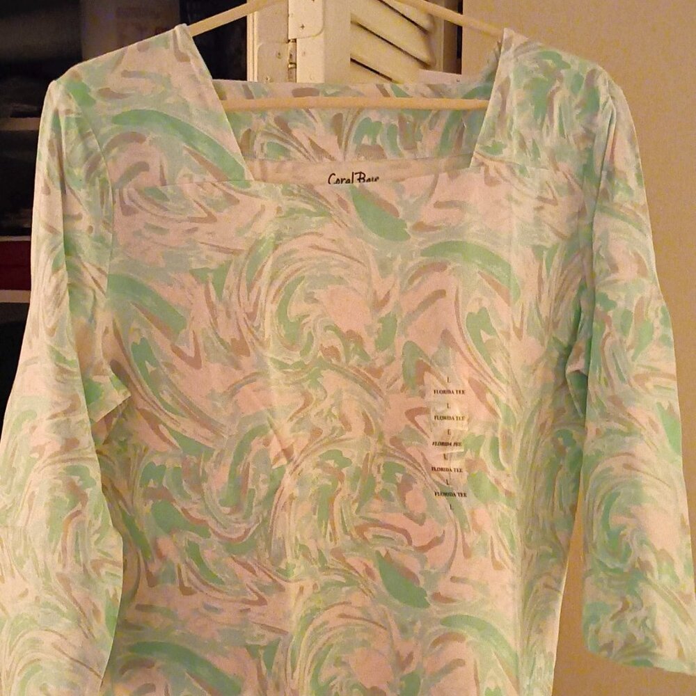 Woman's Coral Bay Florida Tee. 3/4 Sleeves . Square Neck